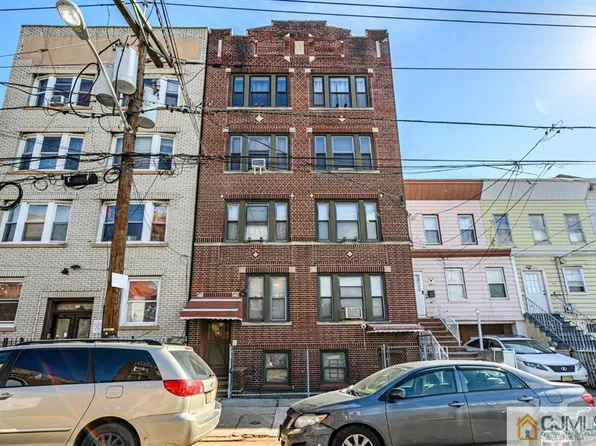 76 Romaine Ave APT 1B, Jersey City, NJ 07306