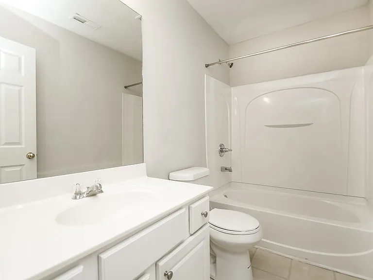 713 Celeste Ln SW — Photo 20