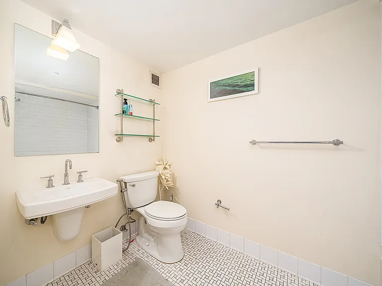 700 Grove St #4N — Photo 15