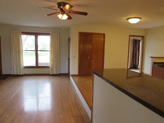 3rd image of 327 33rd Avenue Ct