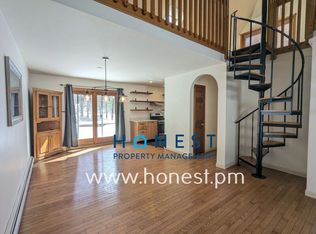 5 Manchester Ln, Litchfield, ME 04350