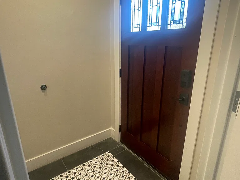 309 W Duffy St #A — Photo 6