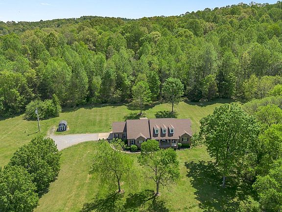 4th image of 2600 Little Bartons Creek Rd