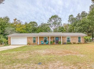 6025 Kingswood Dr, Milton, FL 32570