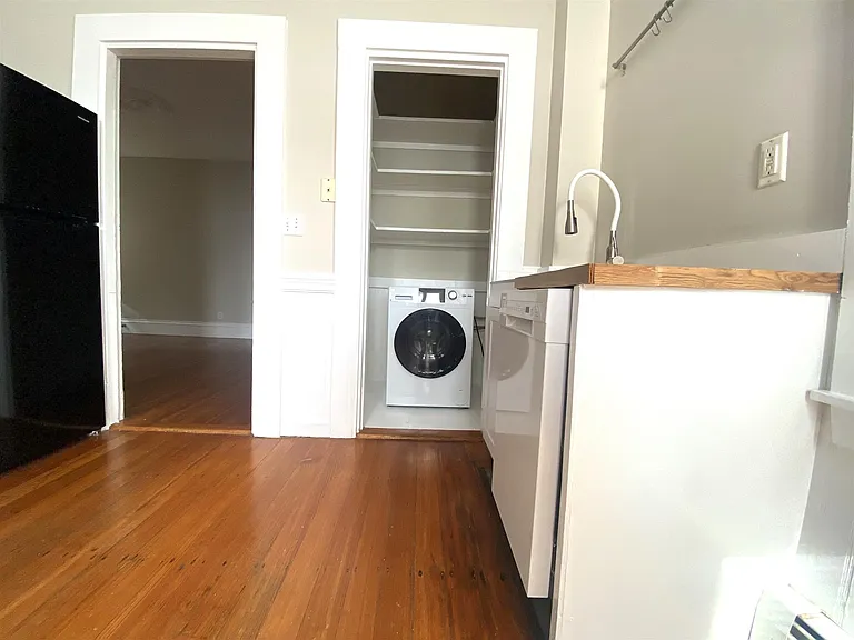 20 Park Ave #1 — Photo 10