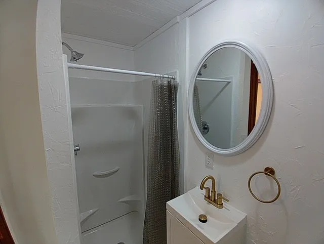 619 3rd Ave SW #A — Photo 8