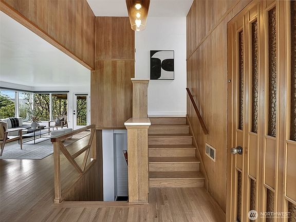 4th image of 5001 NE Park Place