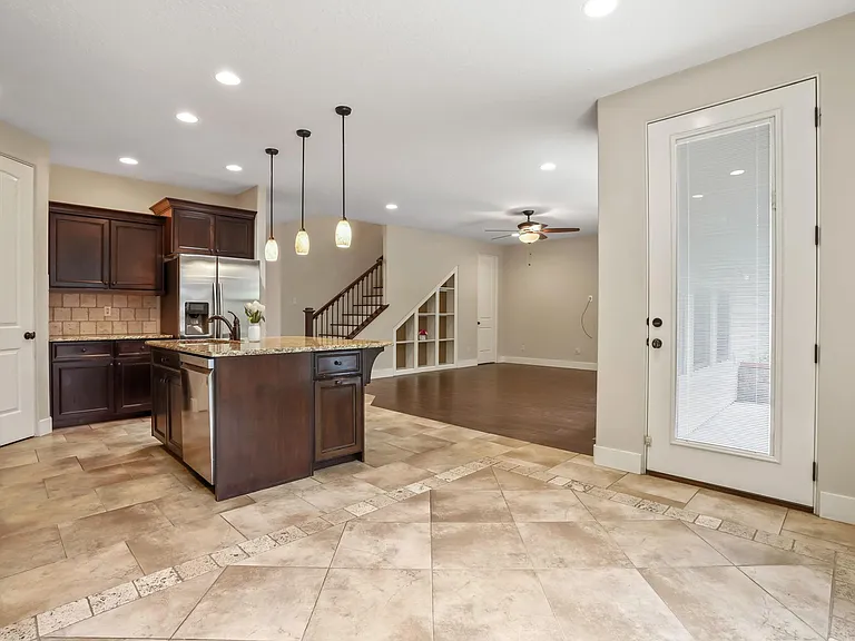 755 E Pasacana St — Photo 14