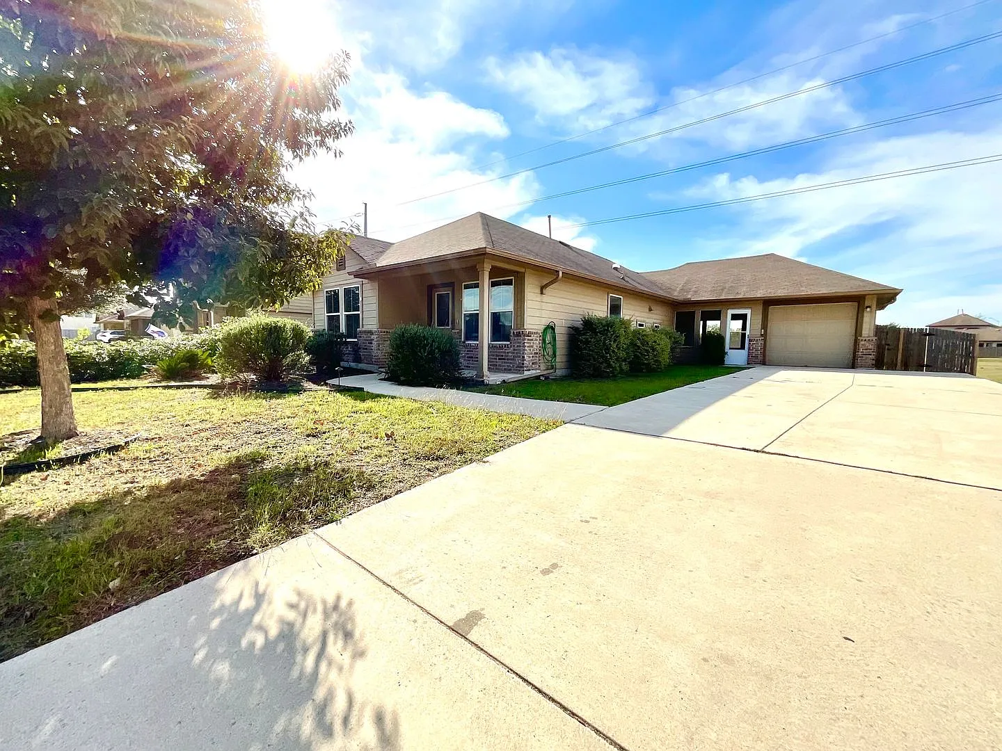 *Coming Soon* *Move In Special* Charming 3-Bedroom Home In Prime New Braunfels Location! — Photo 3