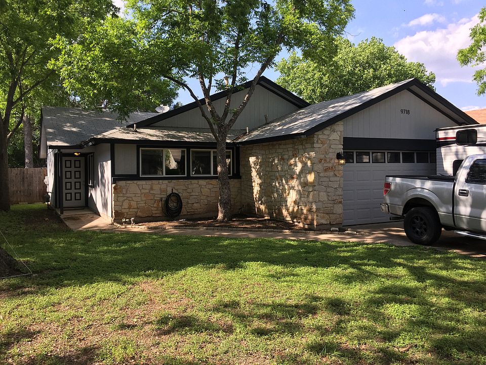 1st image of 9718 Meadowheath Dr