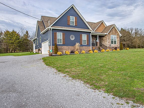 4th image of 120 S Branch Ct