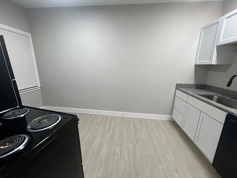 11415 Hessler Rd — Photo 12