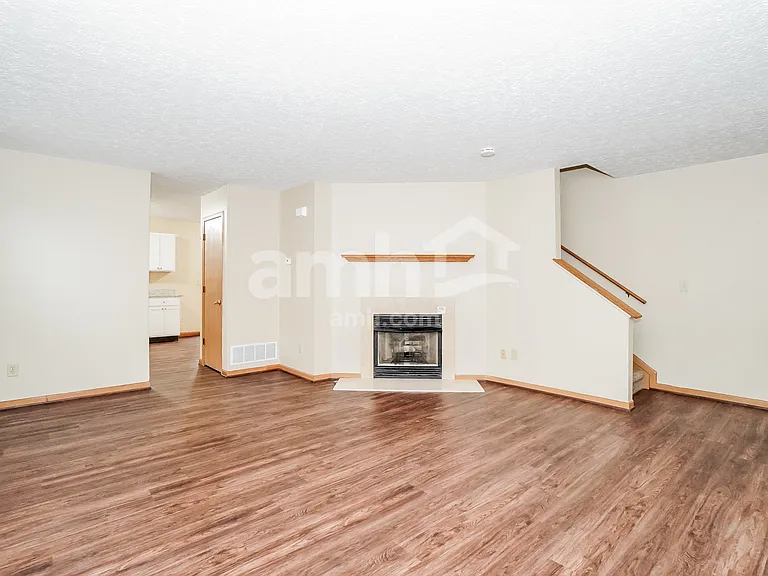 5433 Longworth Dr — Photo 8