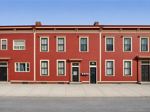 111 Hazen St #107, Saint John, NB E2L 3L2