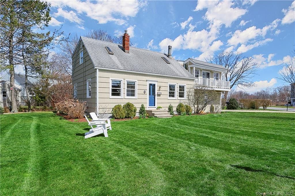 46 Milton St, Fairfield, CT 06824 Zillow
