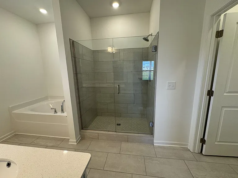 213 Charlie Pl — Photo 7