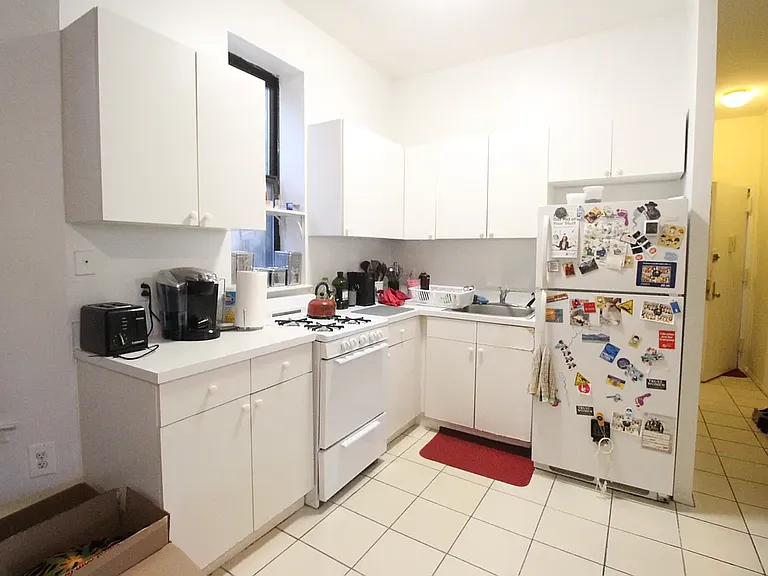 201 W 101st St #5C — Photo 2