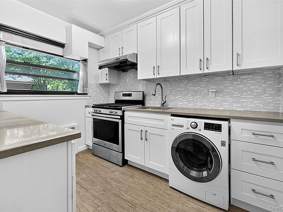 3rd image of 219-58 74th Ave #Lower Level