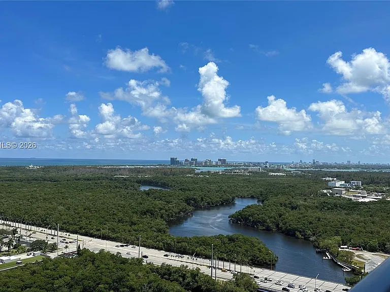 16385 Biscayne Blvd #3019 — Photo 24