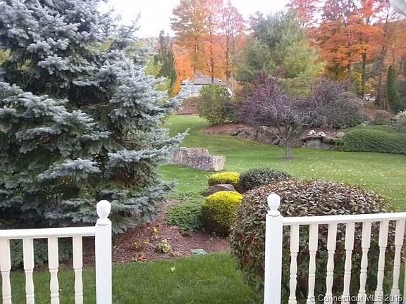 side yard landscaping