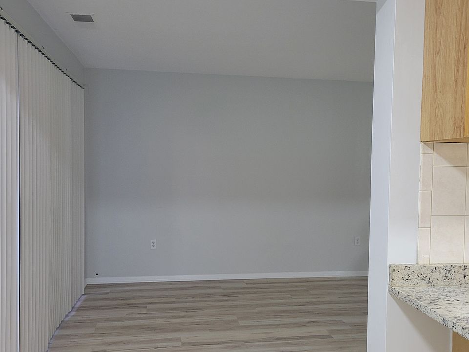 1st image of 12B Shrewsbury Green Dr #B