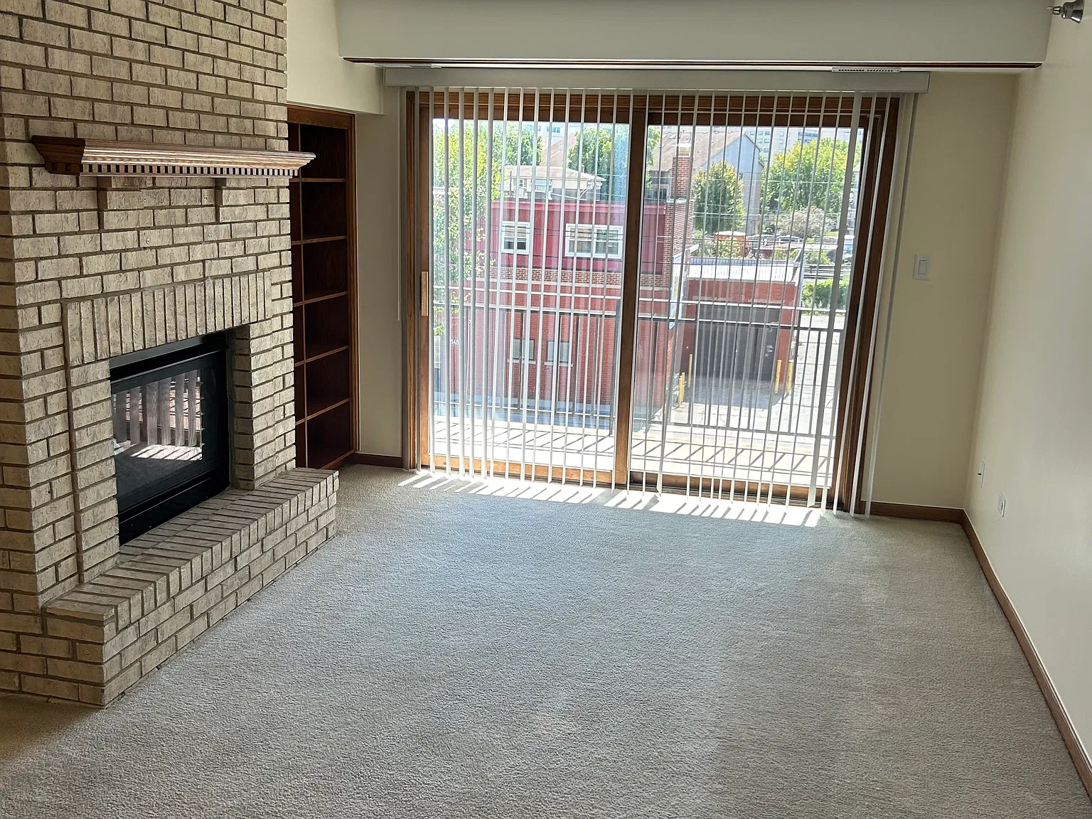 2 bed, $2,000 — Photo 1