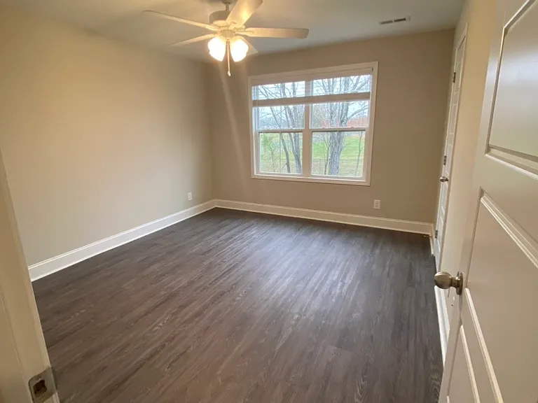 1024 Glenkirk Dr #C — Photo 8