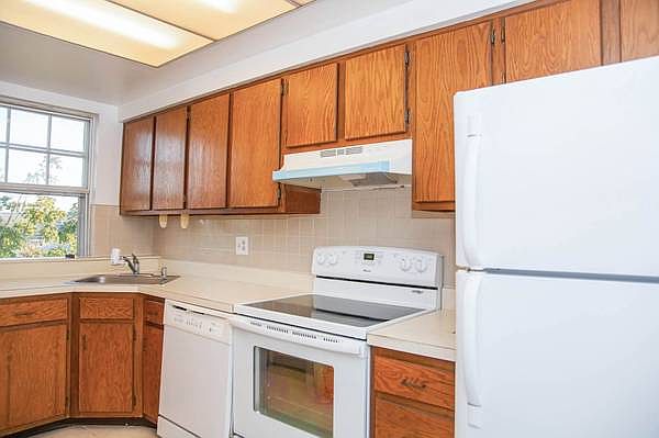 1st image of 2903 Willston Pl APT 302
