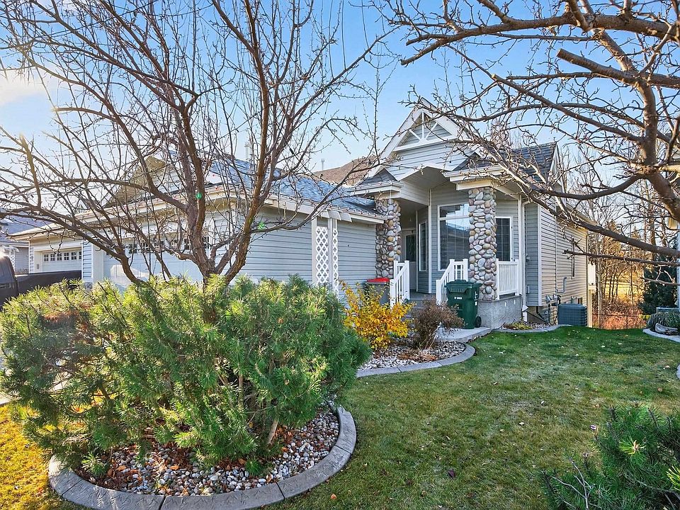 1st image of 18 Briarwood Way