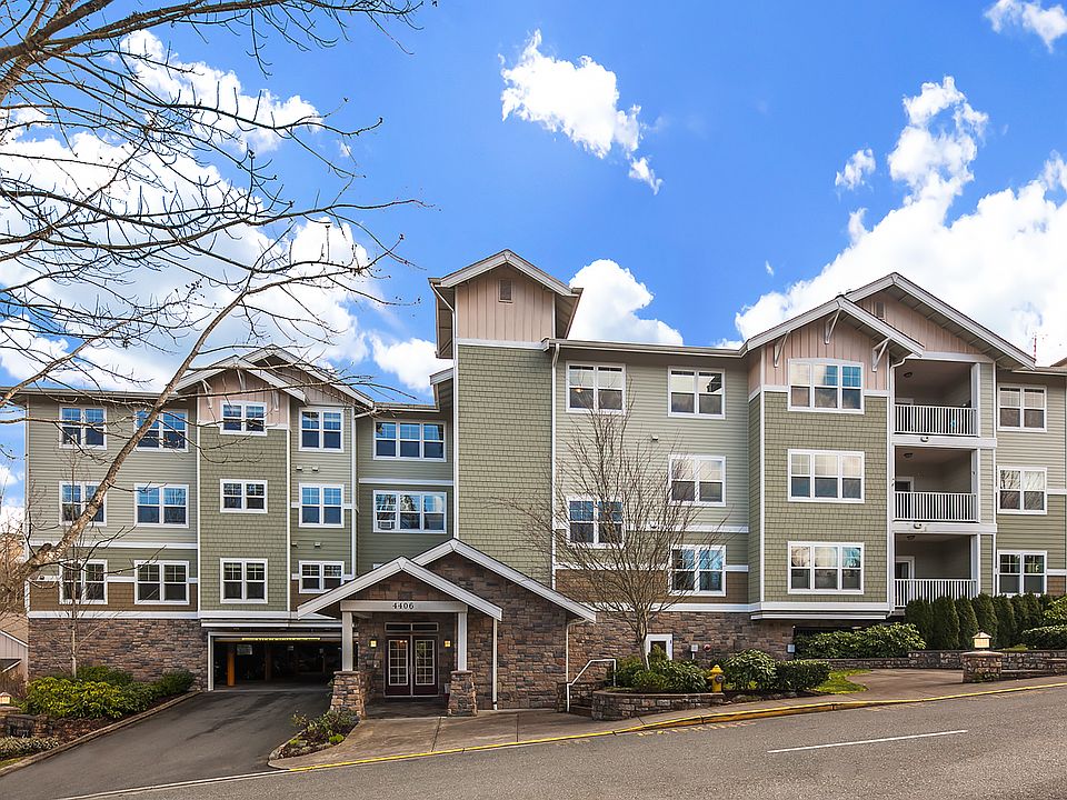 1st image of 4406 Providence Point Pl NE #206