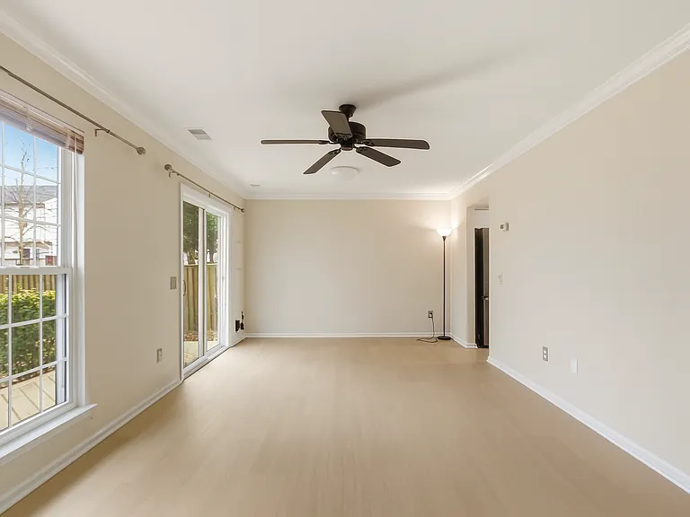14810 Millicent Ct — Photo 9