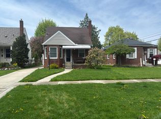 3314 Roosevelt St, Dearborn, MI 48124