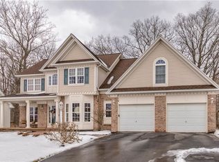 14 Ketchum St, Victor, NY 14564