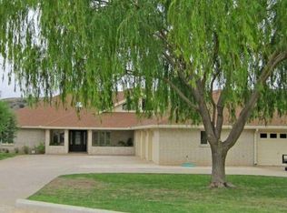 11 W Lakeshore Dr, Ransom Canyon, TX 79366