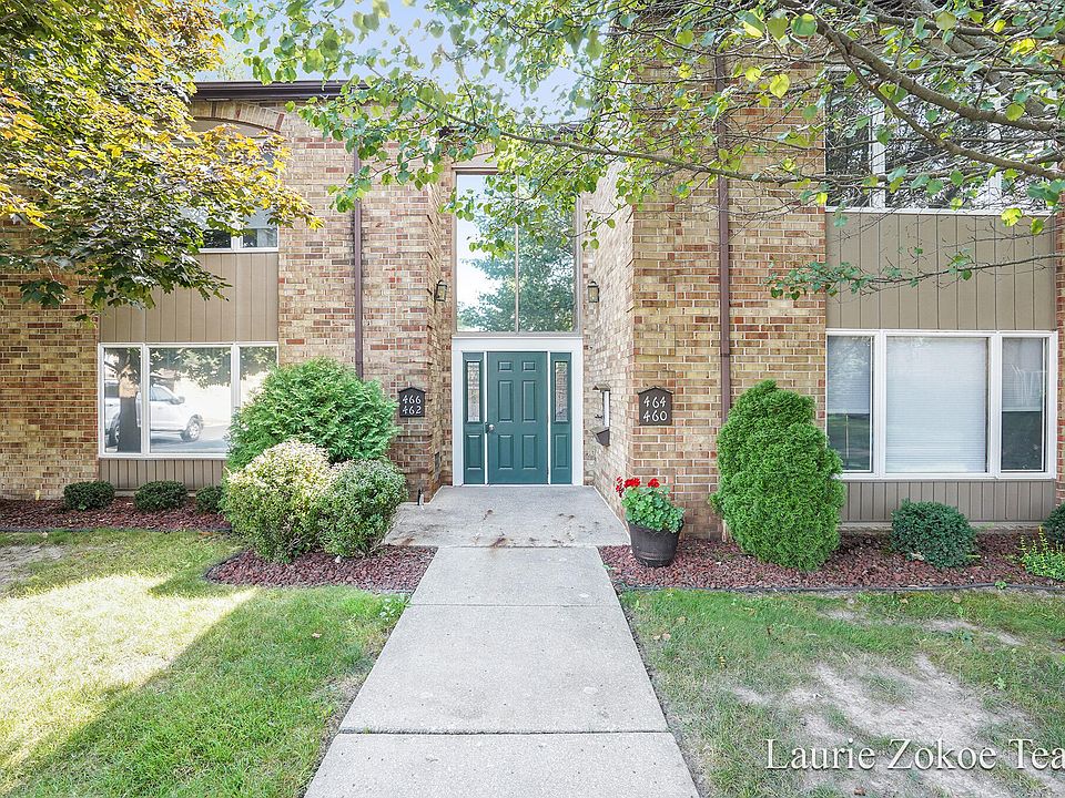 1st image of 460 Barkwood Ct NW