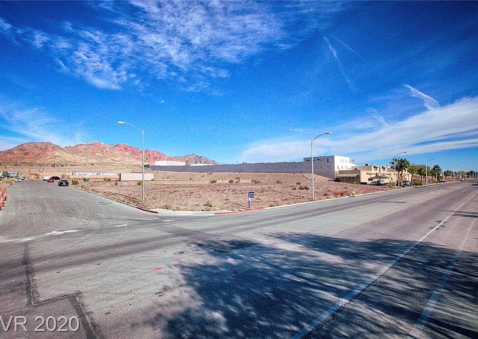 1st image of 801 Industrial Ct