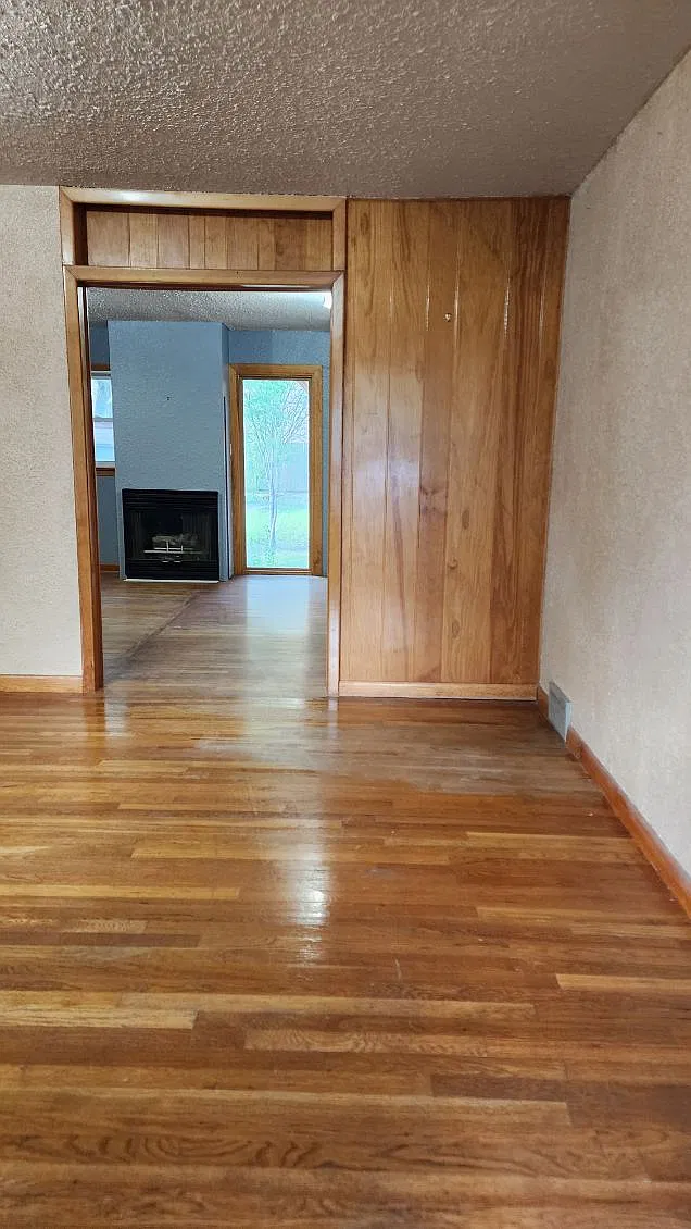 3 bed, $3,800 — Photo 3