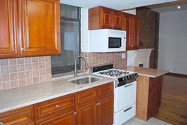 Rented by Chartwell Manhattan Realty