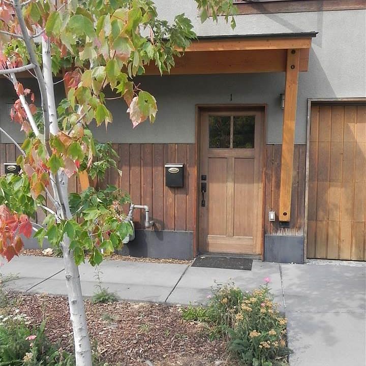1st image of 807 Worden Ave