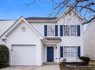 393 Clearsprings Dr, Lawrenceville, GA 30046