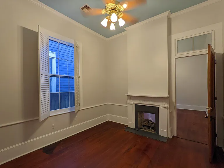 2831 Saint Thomas St — Photo 9