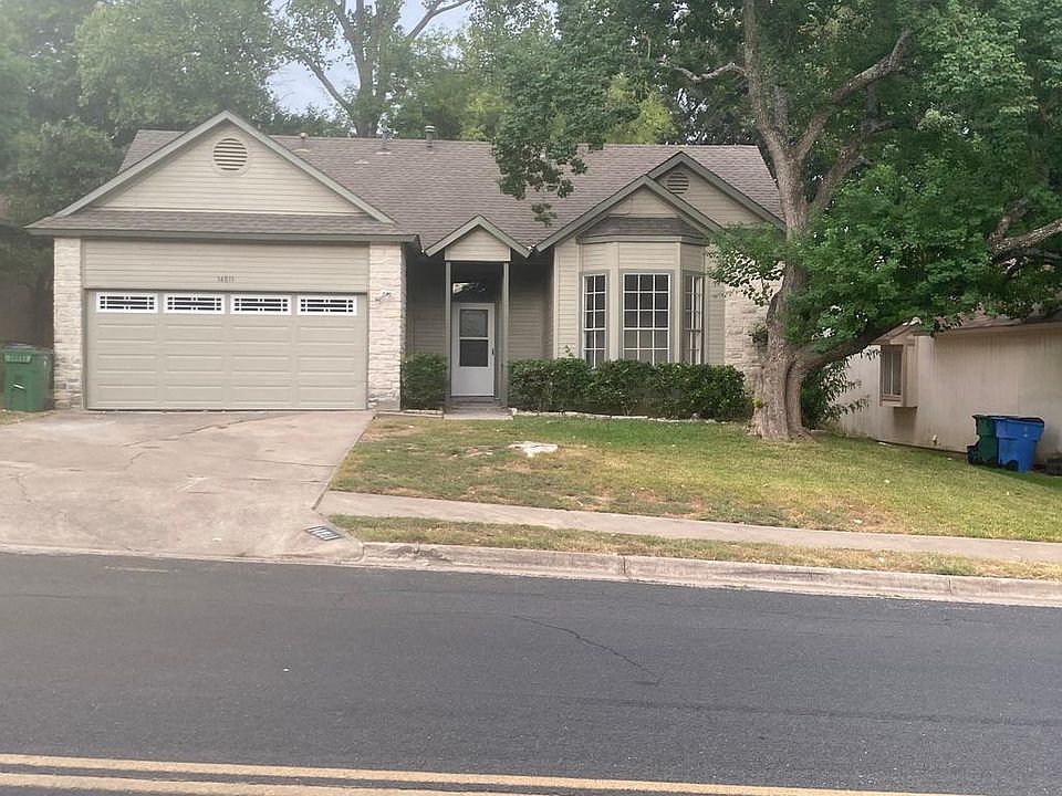 Front of the house (new garage door)