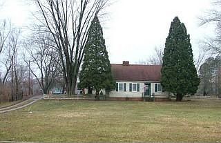 1st image of 8080 Wolf Creek Pike