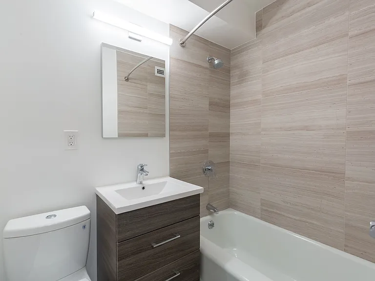 141 E 33rd St #7K — Photo 9