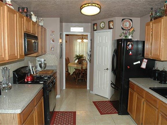 5th image of 19206 Indian Grass Dr