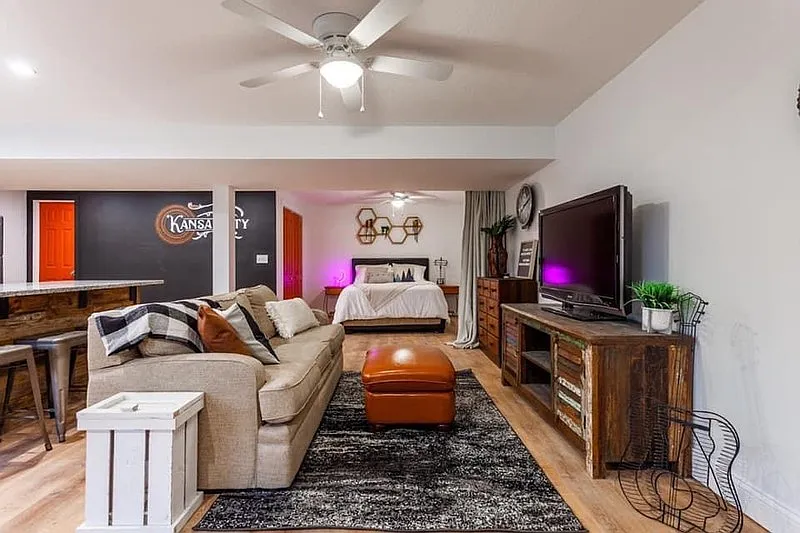 Studio Apartment — Photo 3