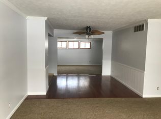 1207 Ranchland Dr, Mayfield Heights, OH 44124