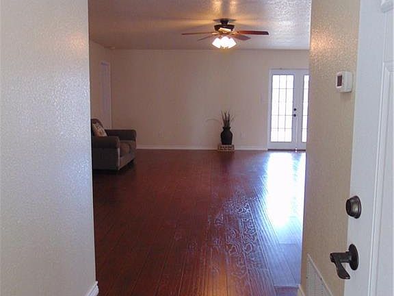 4th image of 4403 Embers Dr