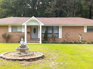 1904 Hickory Ln, Fultondale, AL 35068