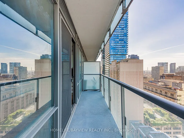 38 Grenville St #2405 — Photo 23